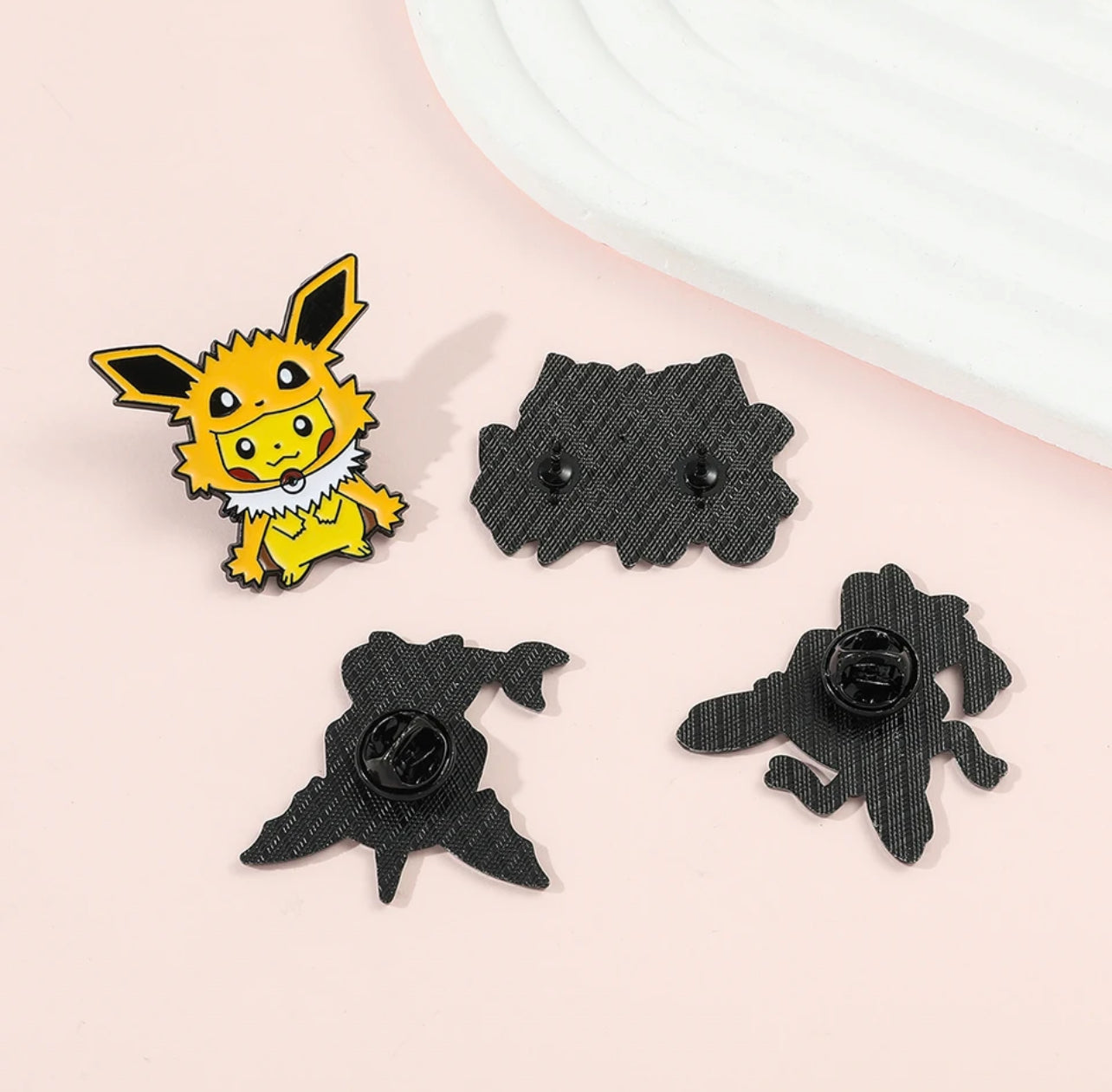 1/5 Pcs Cute Pikachu Brooch Creative Yellow Elf Enamel Pin Metal Badge Clothing BackPack Jewelry